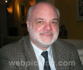 Roberto Bloch, abogado, consultor especializado en comercio exterior, profesor, escritor